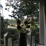 Guest house Voorhuis En Klein Waterland 4*