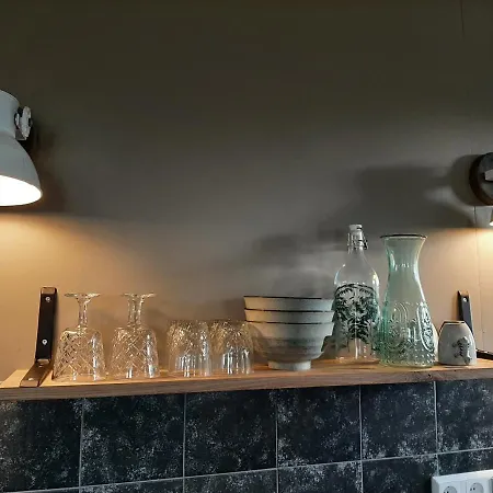Voorhuis En Klein Waterland 게스트하우스