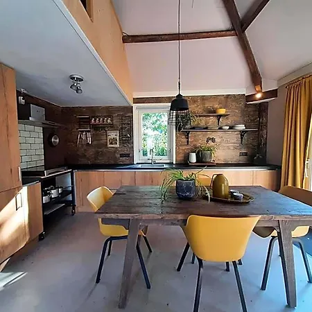 Voorhuis En Klein Waterland Guest house 4*
