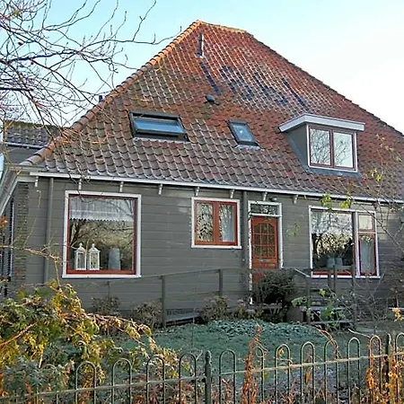 Guest house Voorhuis En Klein Waterland 4*