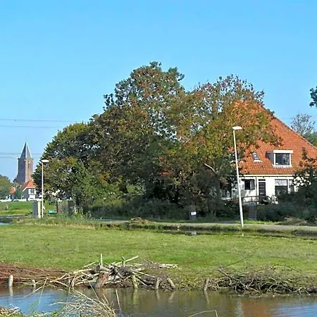 Guest house Voorhuis En Klein Waterland 4*