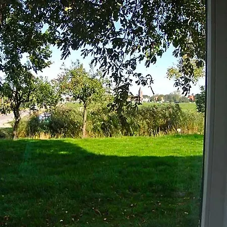 Voorhuis En Klein Waterland Pensión