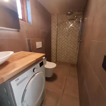 Voorhuis En Klein Waterland بيت ضيافة 3*