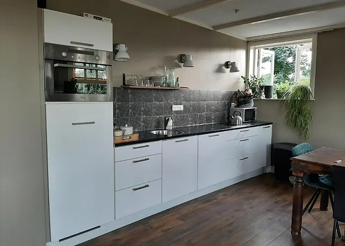 Voorhuis En Klein Waterland